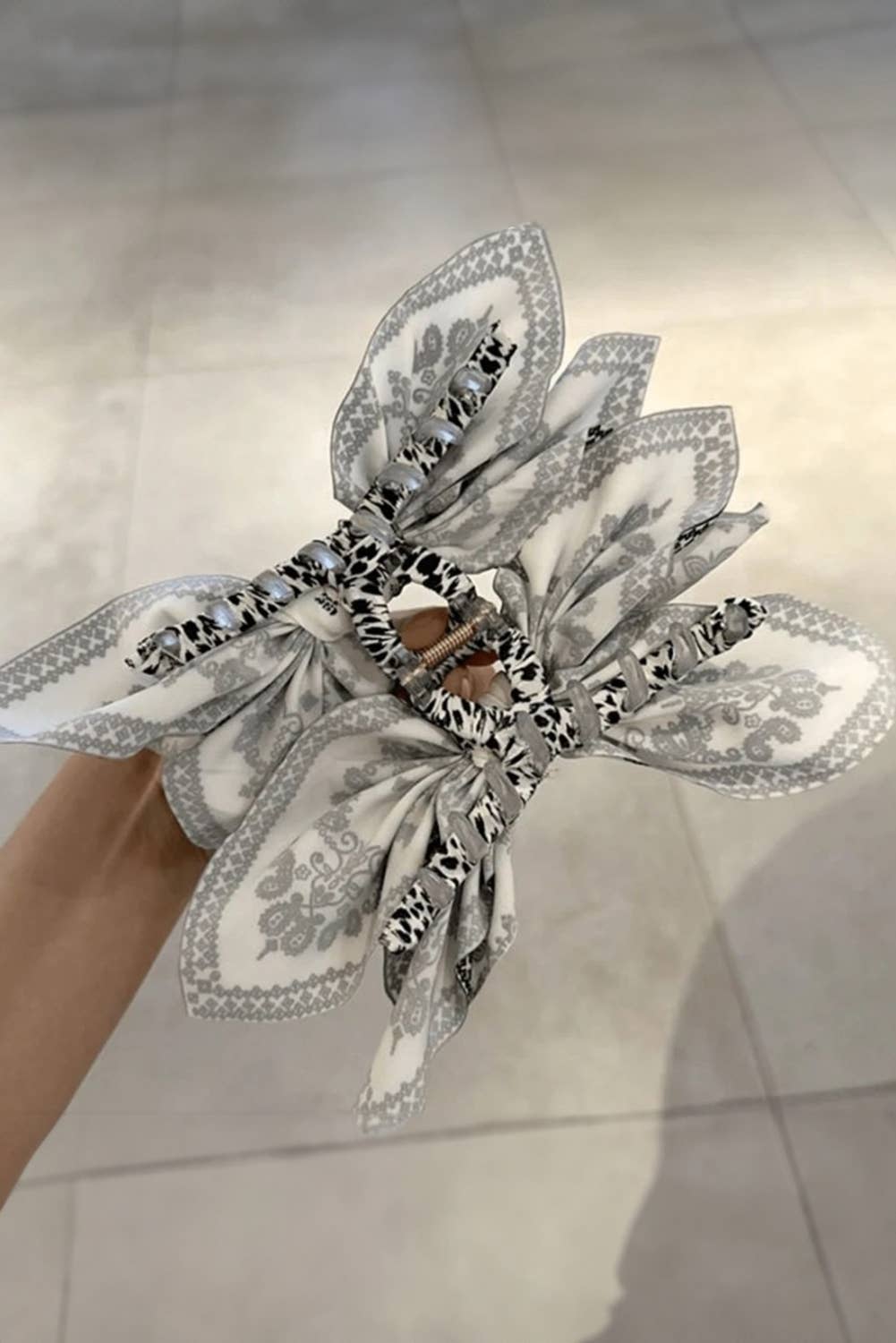 LDC Paisley Floral Print Bow Knot Hair Clip: Black