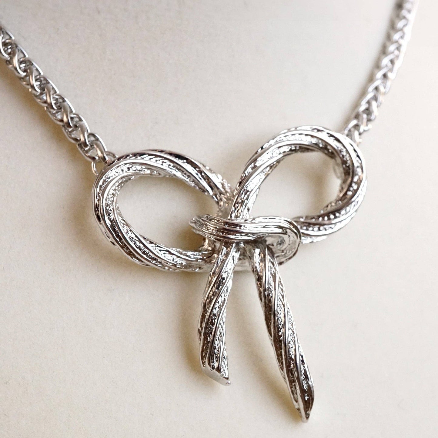 Large Gold Rope Textured Bow Pendant Necklace