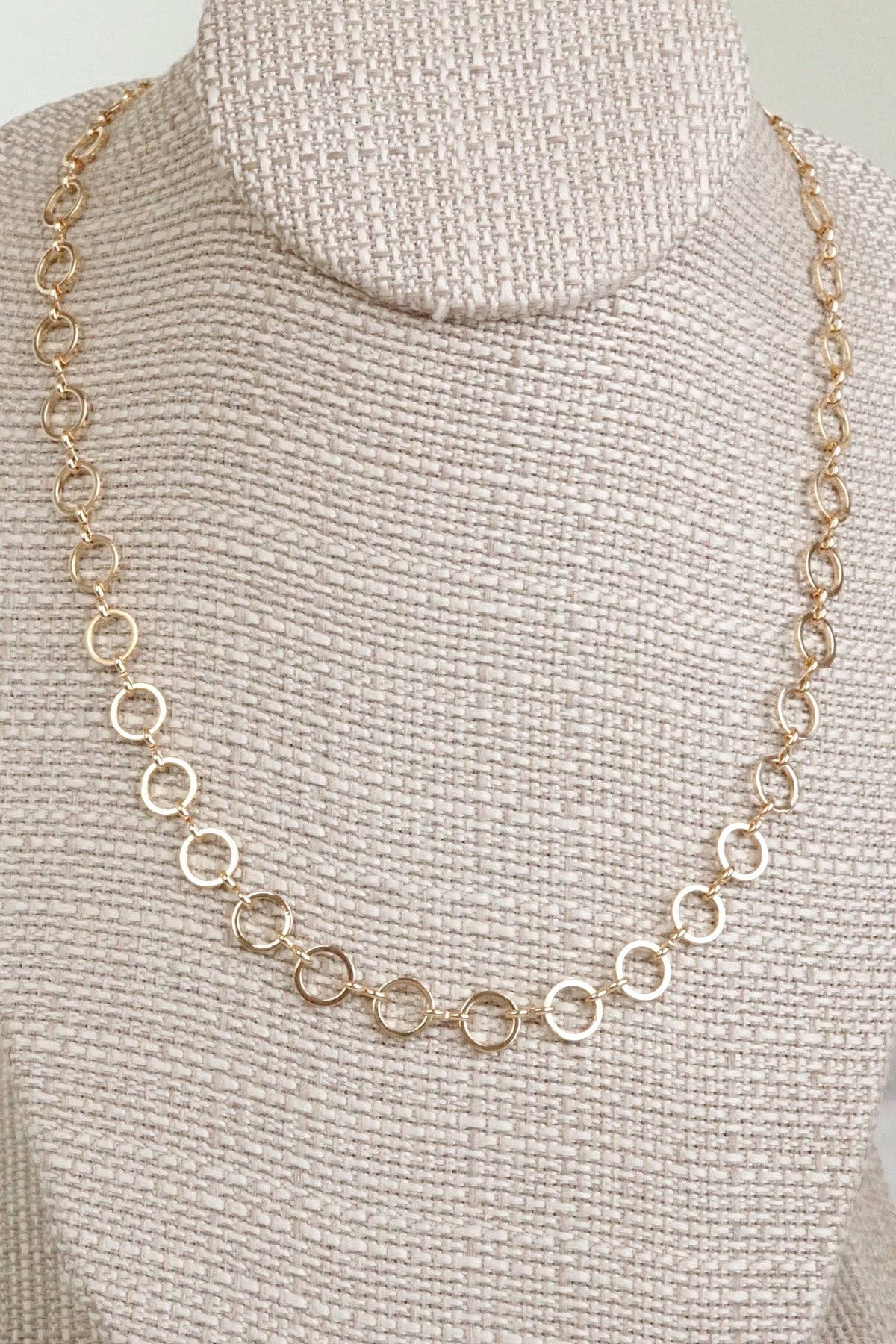 Small circle hoop links dainty chain necklace