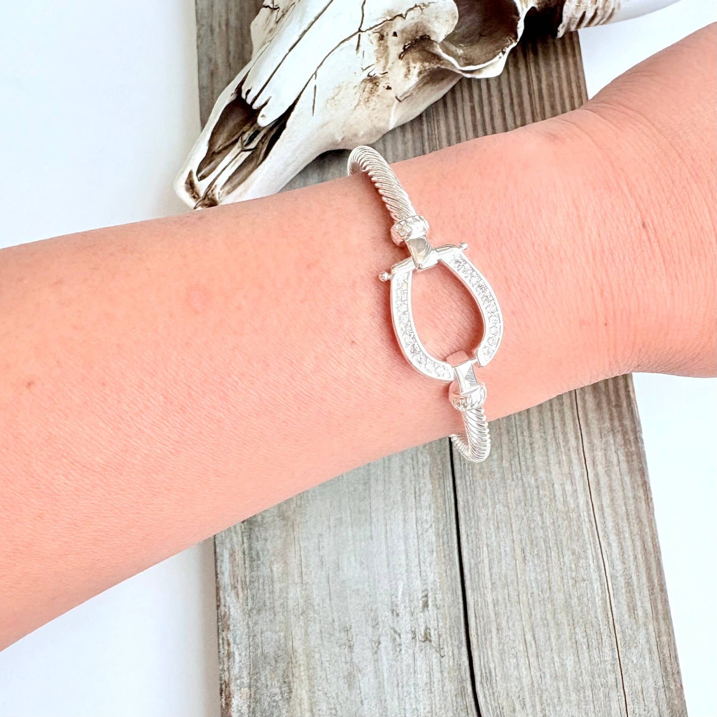 Western Horseshoe Groove Rhinestone Cable Bangle Bracelet