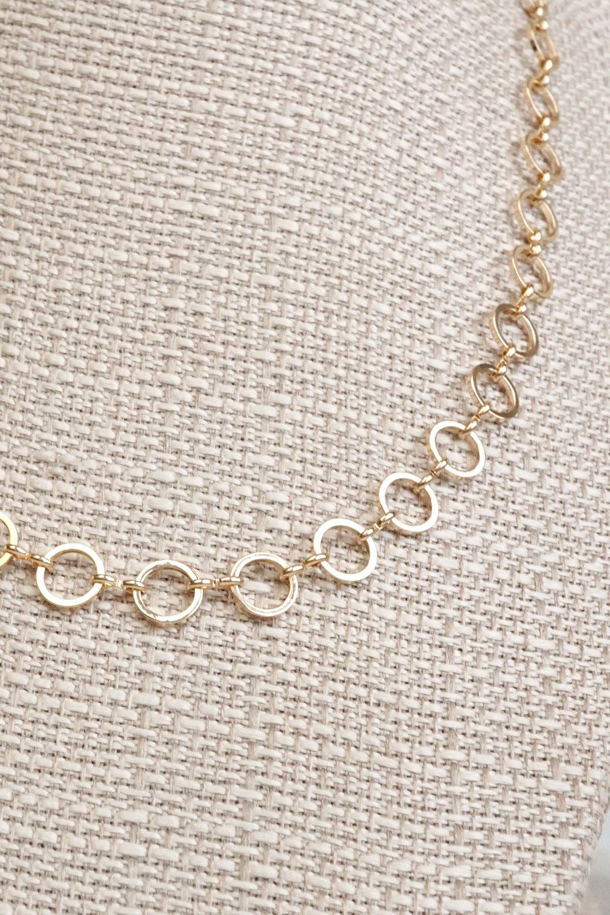 Small circle hoop links dainty chain necklace