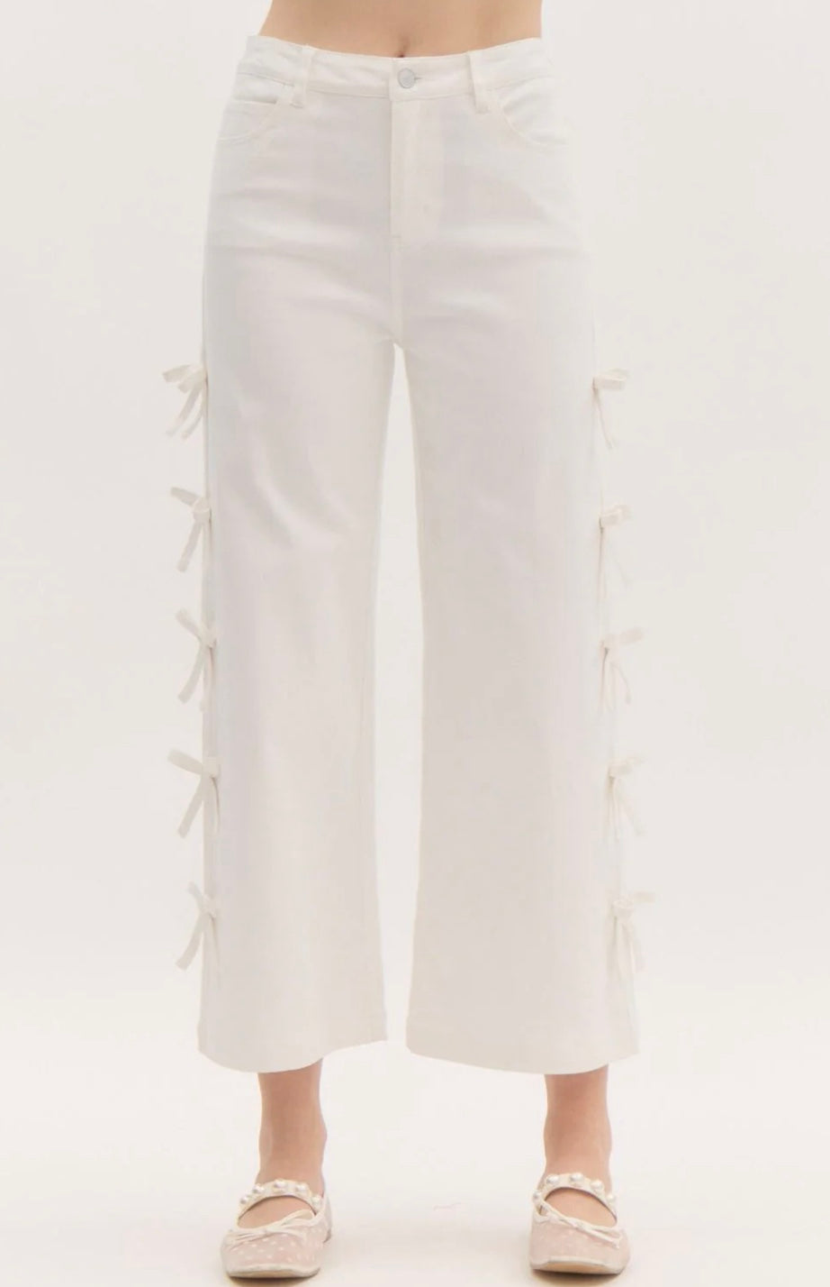 entro white bow jeans
