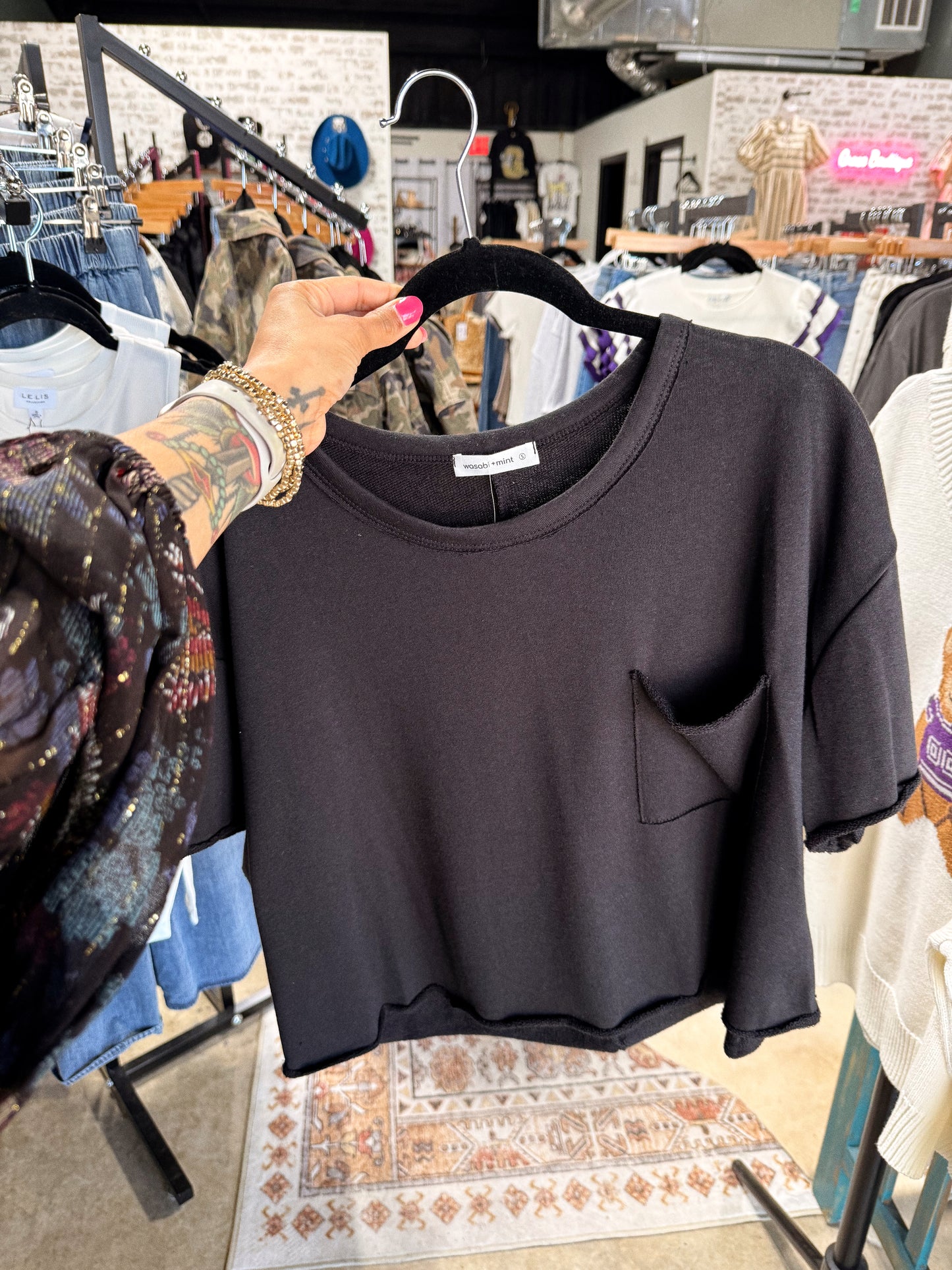RAW HEM BOXY TEE