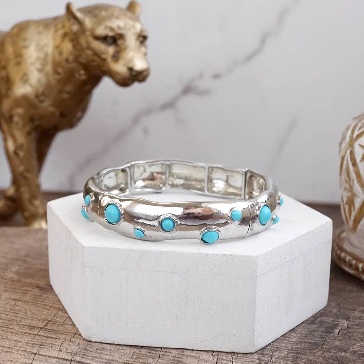 Desert Dew – Turquoise Cabochon Stretch Bangle