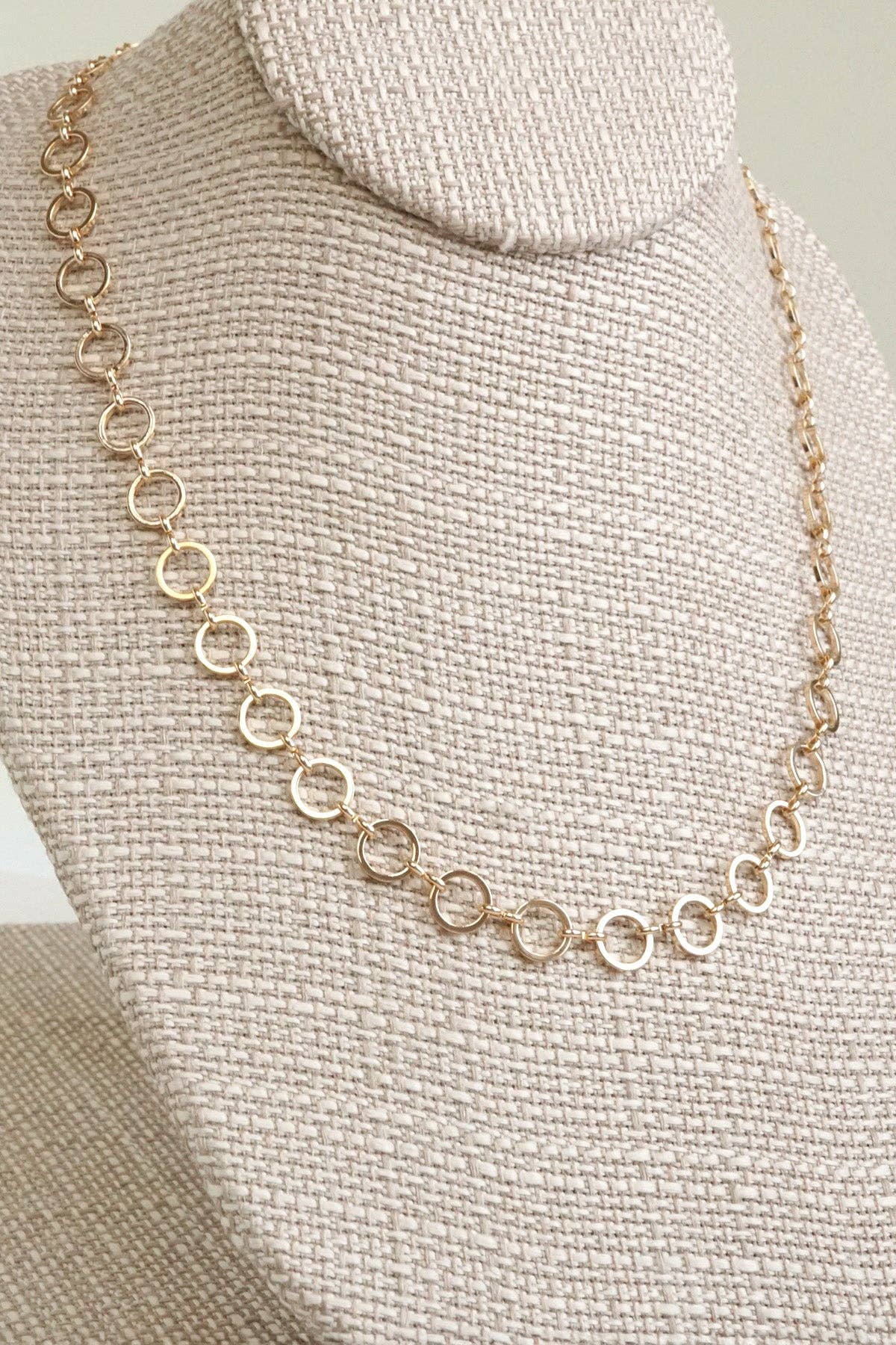 Small circle hoop links dainty chain necklace
