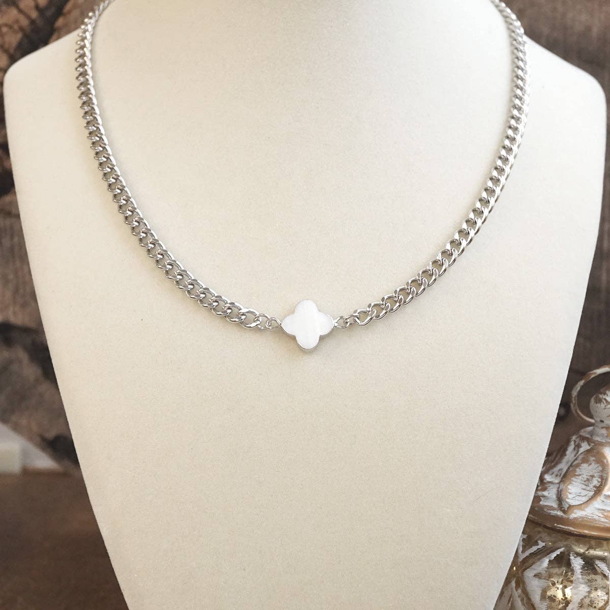 Lustrous Luck – Dainty Clover Pendant Necklace in Silver Tone