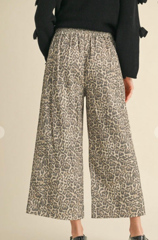 Leopard Print Cropped Pants