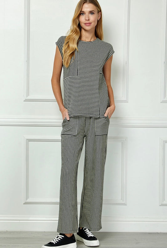 Cropped Stripe Pants