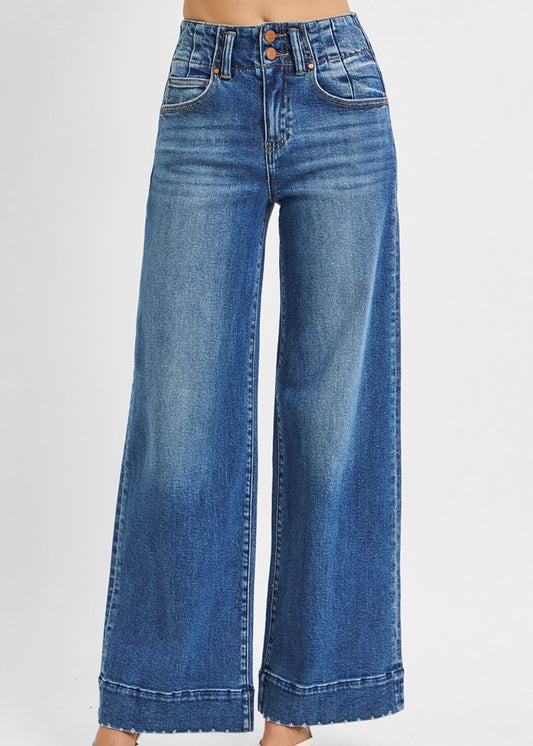 RISEN HIGH RISE JEANS + EXTENDED SIZES